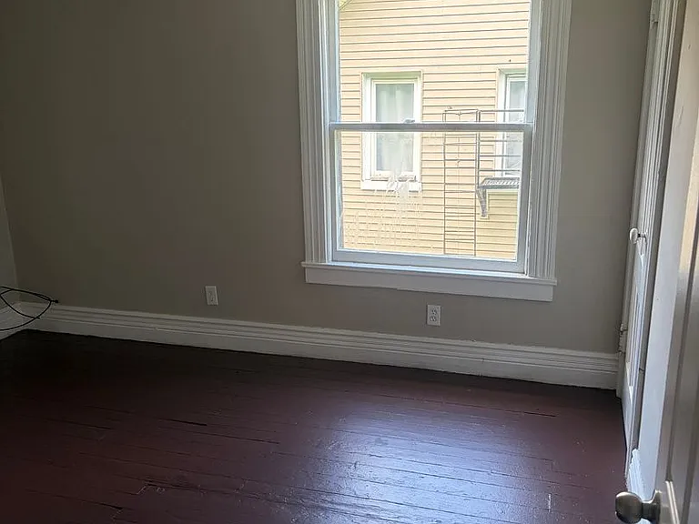 26-26.5 Locust St — Photo 5