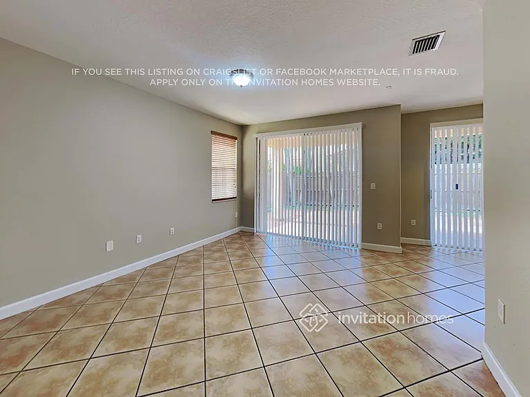 15063 SW 11th Ln — Photo 4