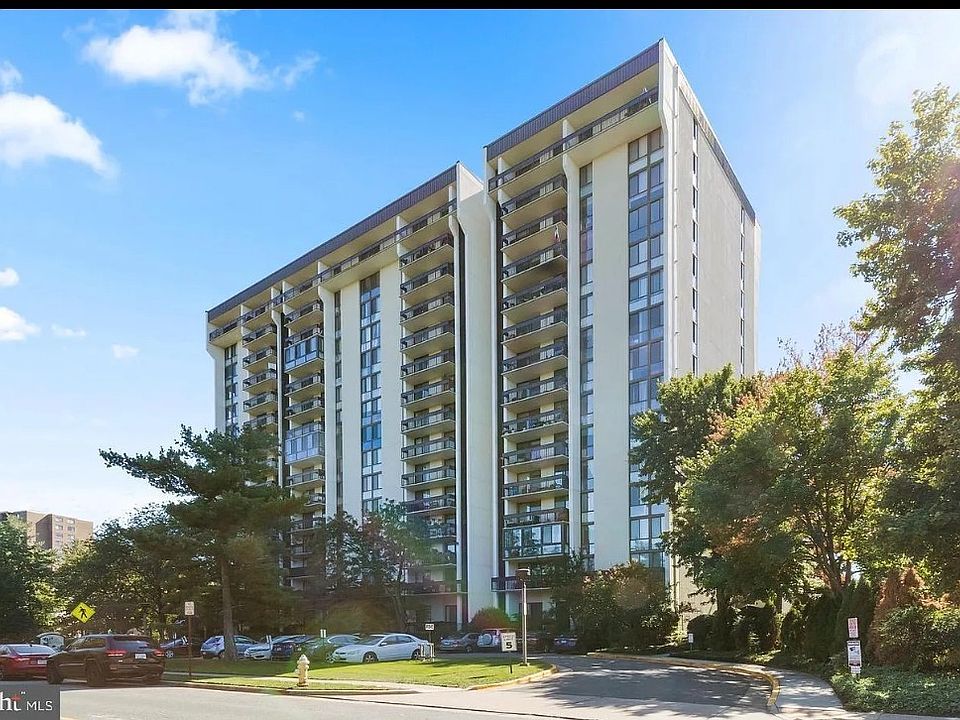 1st image of 5300 Holmes Run Pkwy APT 319