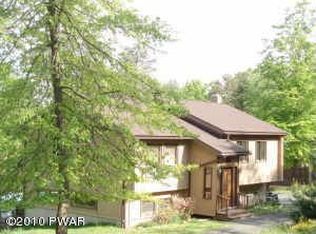 147 Meadow Ridge Acres Rd, Milford, PA 18337