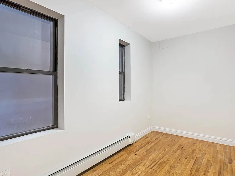 437 W 54th St #4D — Photo 8