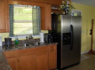 120 Rosson Rd, Leoma, TN 38468