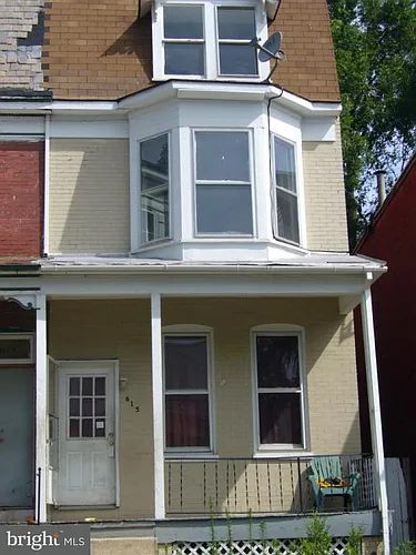 615 W Locust St Photo 1 615 W Locust St Photo 1