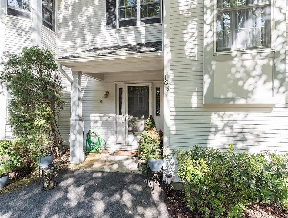 103 Trellis Dr, West Warwick, RI 02893 Zillow