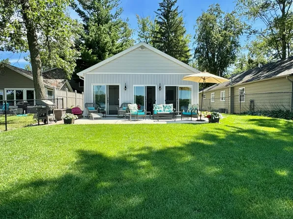 10326 Tomkinson Dr, Scotts, MI 49088