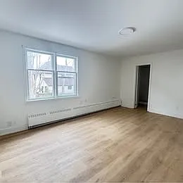 8 Peel St #6 — Photo 2
