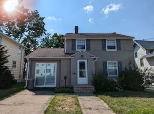 10 Bidwell St, Johnson City, NY 13790