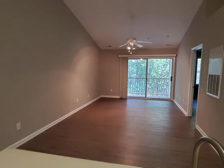 1851-304 Trailwood Dr — Photo 13
