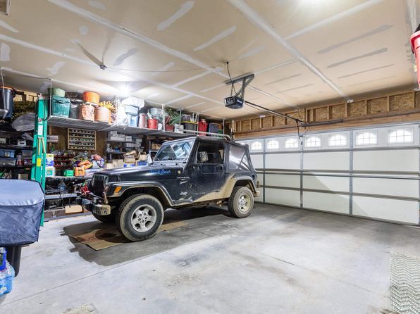 5127 Misty Woods Ln, Rapid City, SD 57701