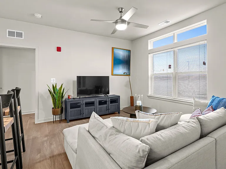Rosewick Apartments — Photo 3