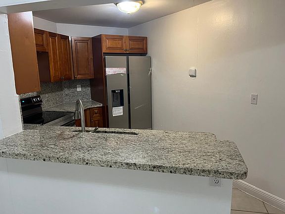 5th image of 9423 Fontainebleau Blvd APT 113