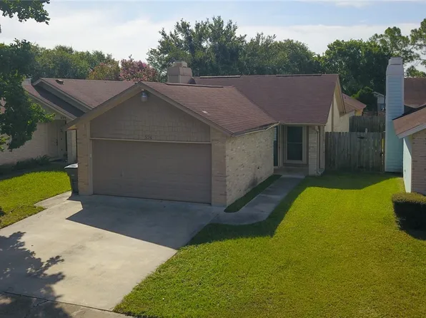 526 Rattan Dr, Victoria, TX 77901