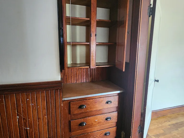 33 Bradley St #3R — Photo 10