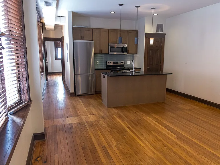 223 Pine St — Photo 32