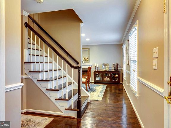 5th image of 3222 Autumn Hill Ct