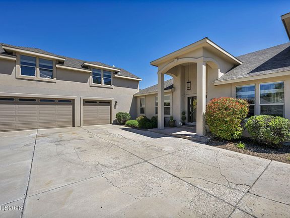 2nd image of 1175 Camballeria Dr