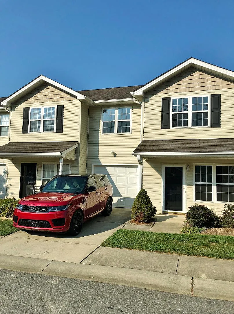 71 Farington Circle - Far71 — Photo 1