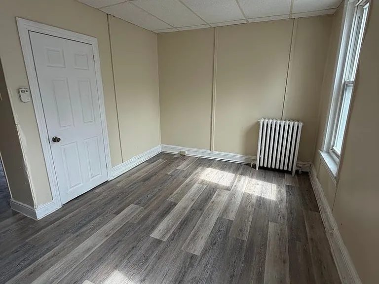 232 Wunder St — Photo 11