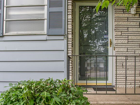 3rd image of 4908 Palmwood Dr