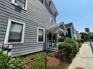 564 Putnam Ave, Cambridge, MA 02139