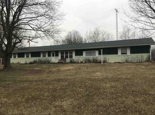 2376 W Tower Rd, Williamsport, IN 47993
