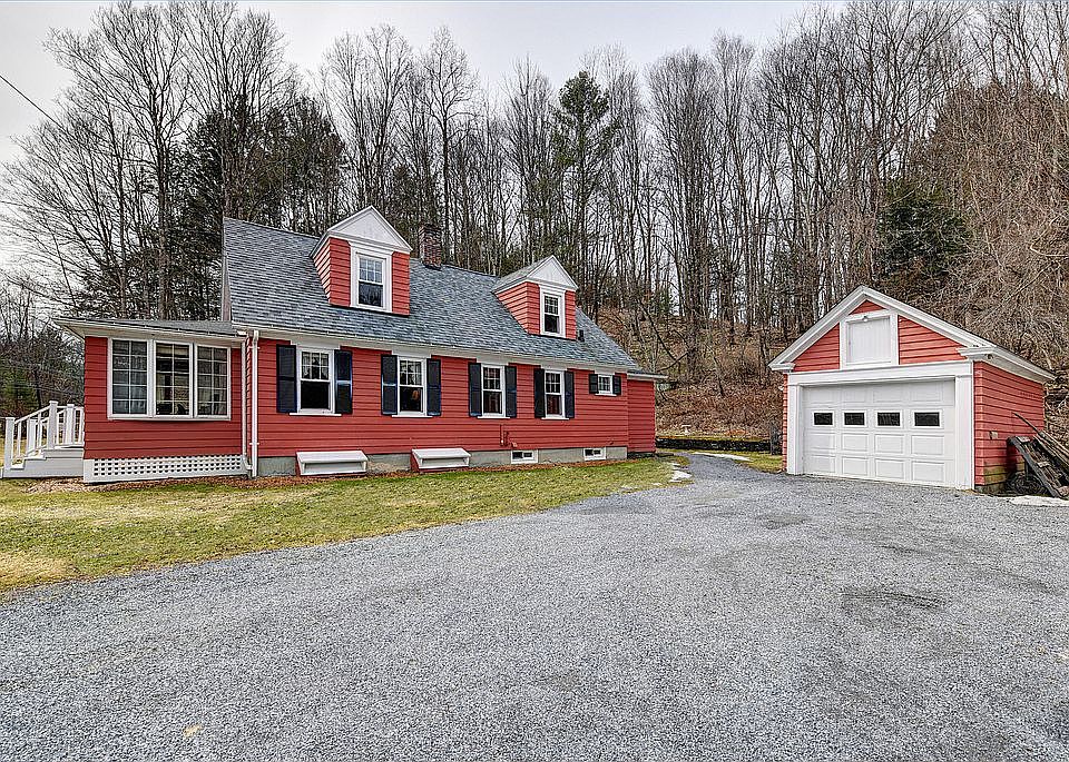 2nd image of 1039 Cold Spring Rd