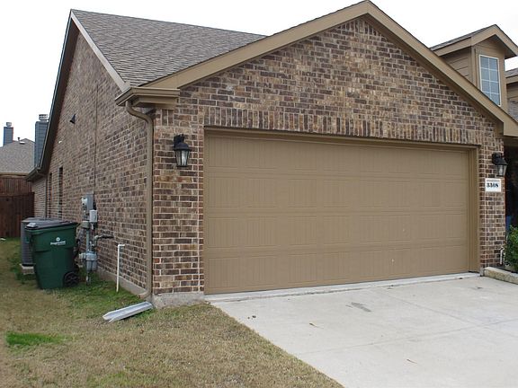 4th image of 3308 Brazos St