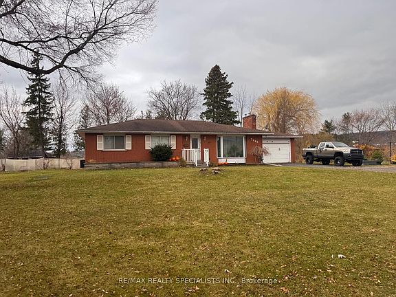 4th image of 7086 Tremaine Rd