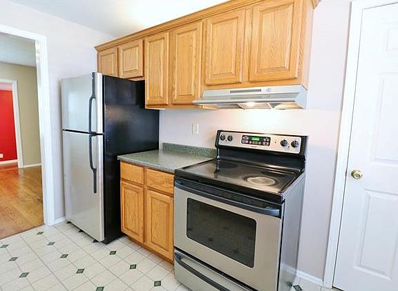 4th image of 9500 Upland Dr