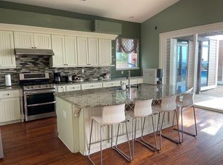 1468 Rancho Hills Dr, Chino Hills, CA 91709
