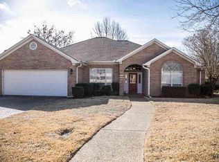 1310 Spring Branch Dr, Tyler, TX 75703