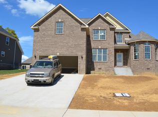 1009 Chagford Dr, Clarksville, TN 37043