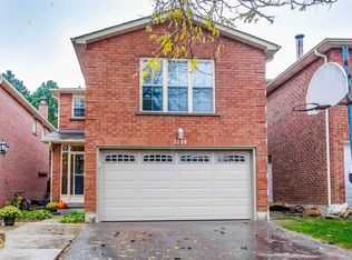 3128 Stevenage Ct, Mississauga, ON L5N4T6