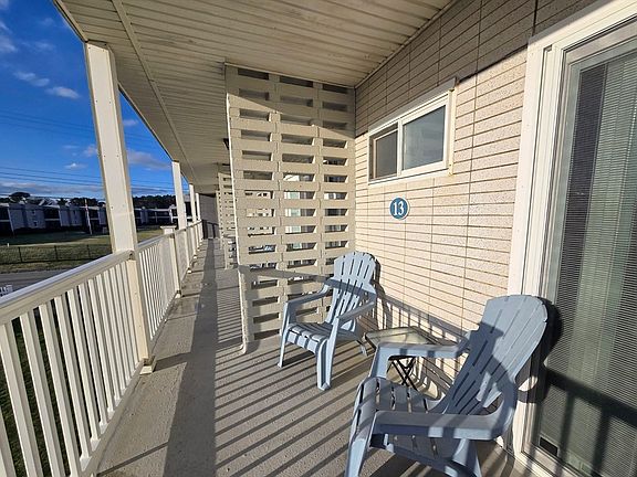 5th image of 113 Old Wharf Rd #13