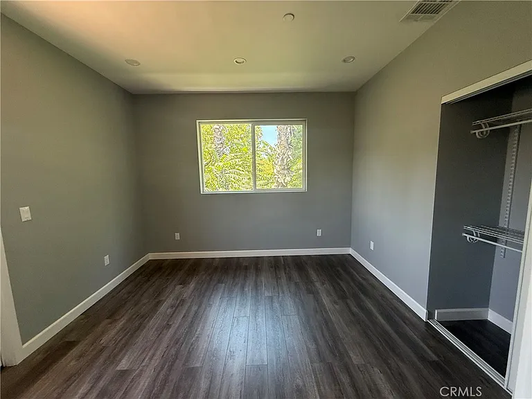 15362 1/2 Valerio St #1/2 — Photo 7