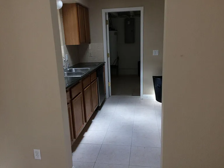 315 Par Ave — Photo 12