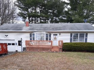 165 Dahlia St, Schenectady, NY 12306