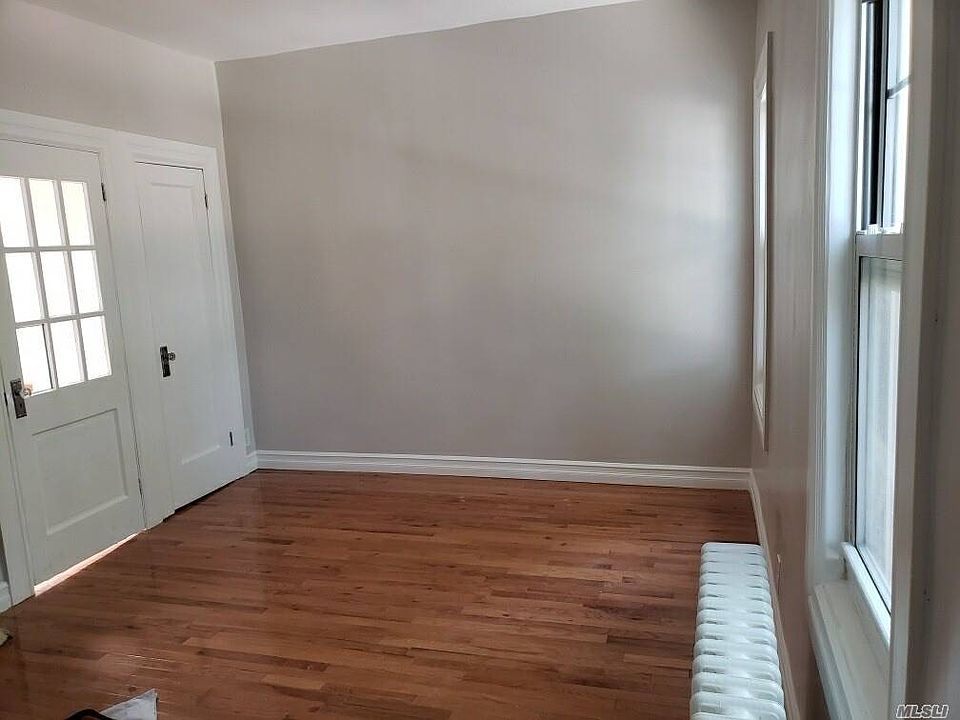 1st image of 1936 77th St