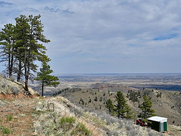 2nd image of 498 Helms Deep Rd