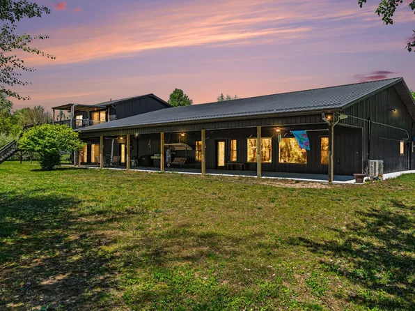 3450 Snowfarm Ln, Allegan, MI 49010