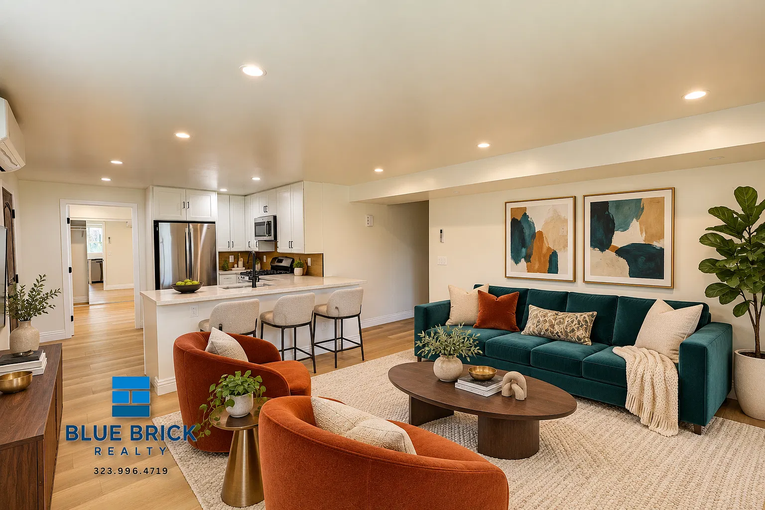 Modern 2 Bed 2 Bath Apartment with Central AC, In-Unit Laundry, Balcony + 1.5 Months FREE! — Photo 1