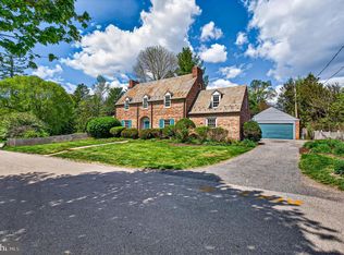 1104 Harriton Rd, Baltimore, MD 21210