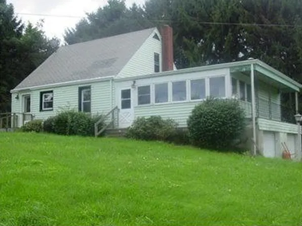 422 Moravia Rd, New Galilee, PA 16141