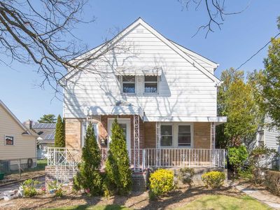 2515 Lancaster St, East Meadow, NY, 11554