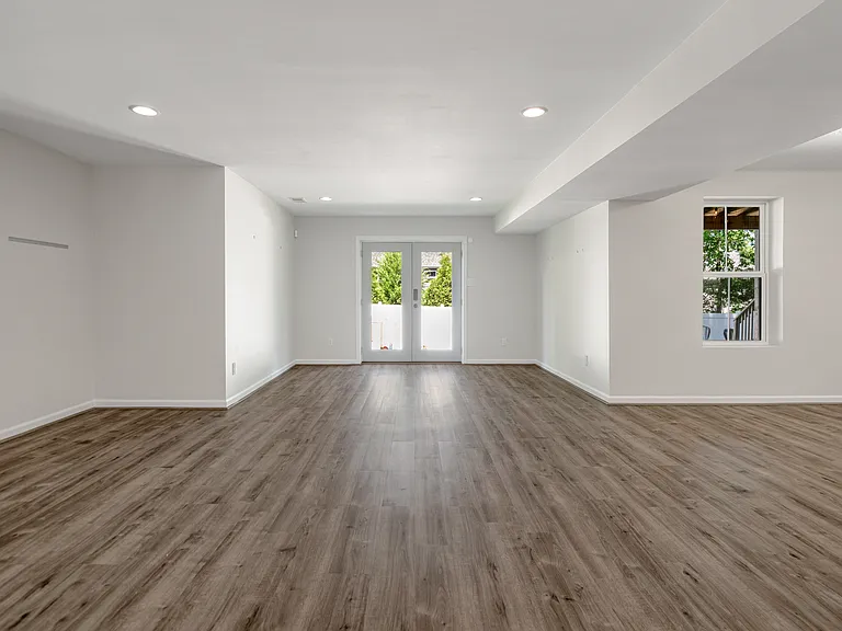 16848 White Daisy Loop — Photo 32