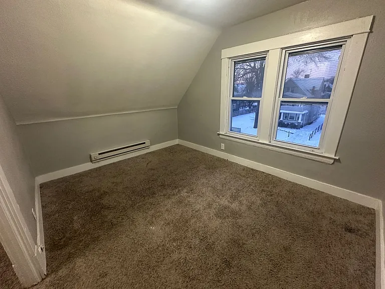 10022 Parkgate Ave — Photo 6