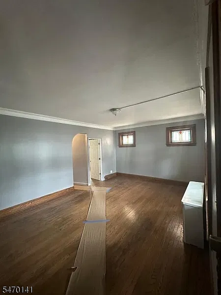 3 bed, 1.0 bath, $2,700 — Photo 2