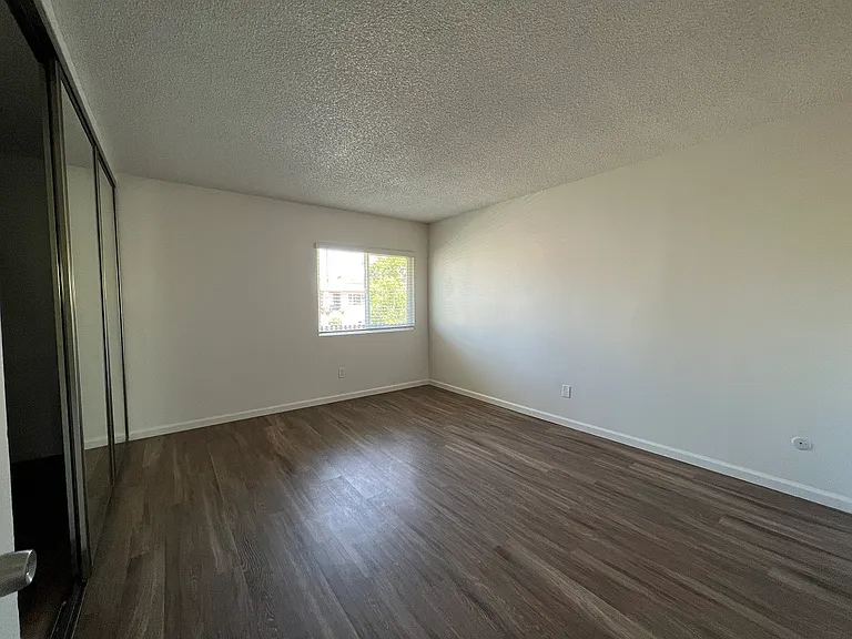 2155 Felspar St — Photo 21