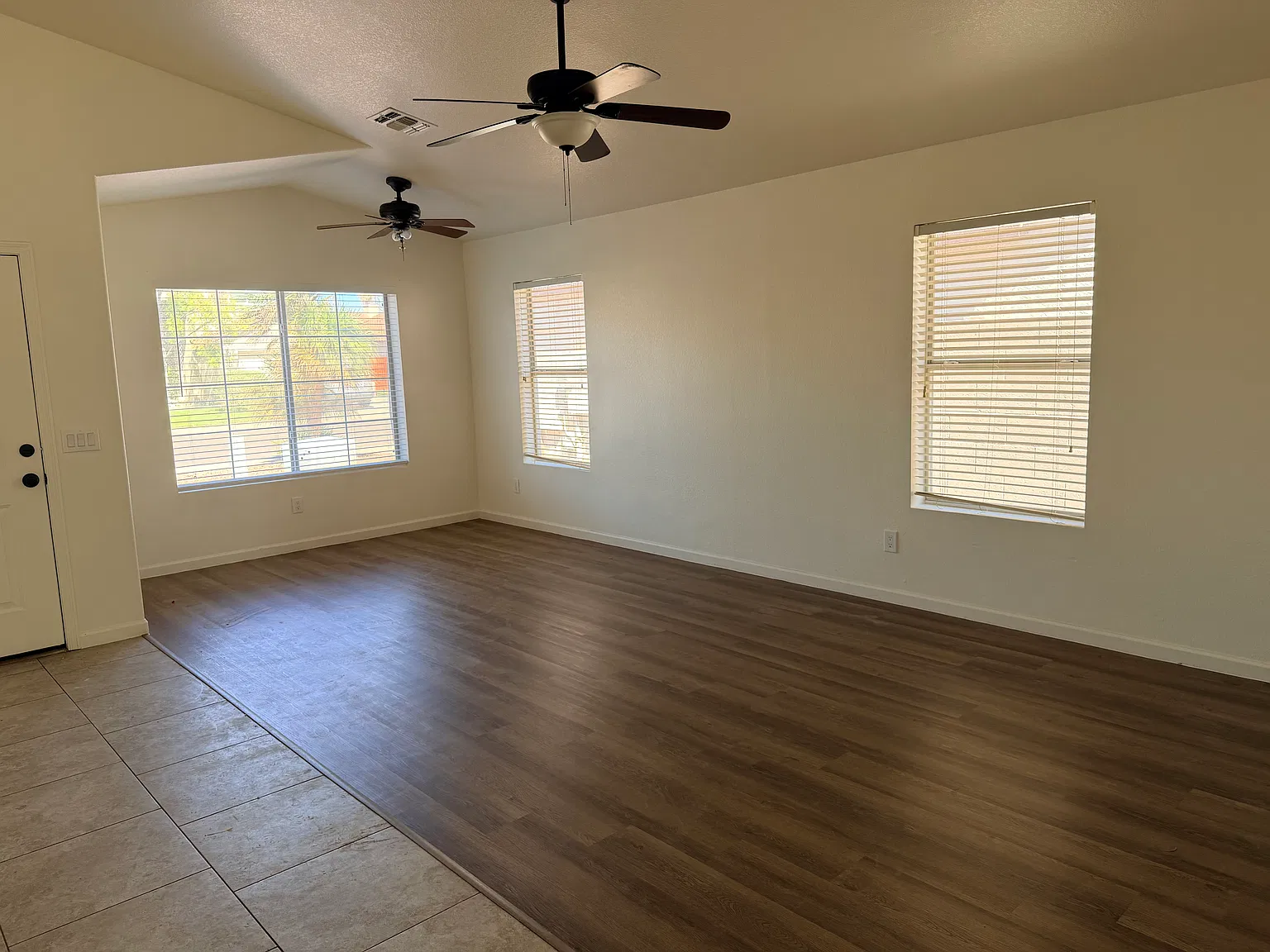 3 bed, 1774 sqft, $2,300 — Photo 4