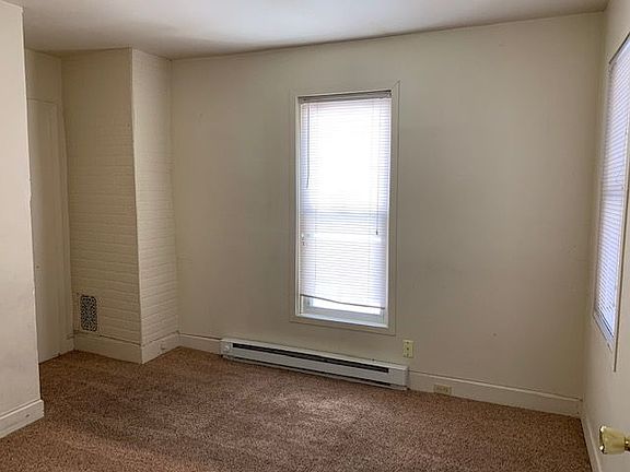 3rd image of 617 N 18th St #2